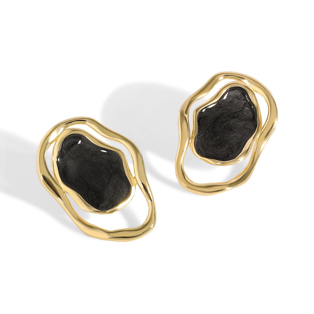 Delilah Earrings
