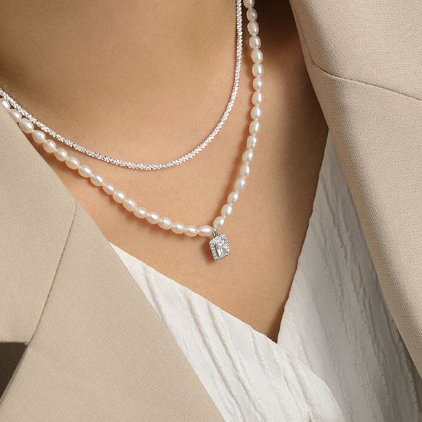 Nora Necklace